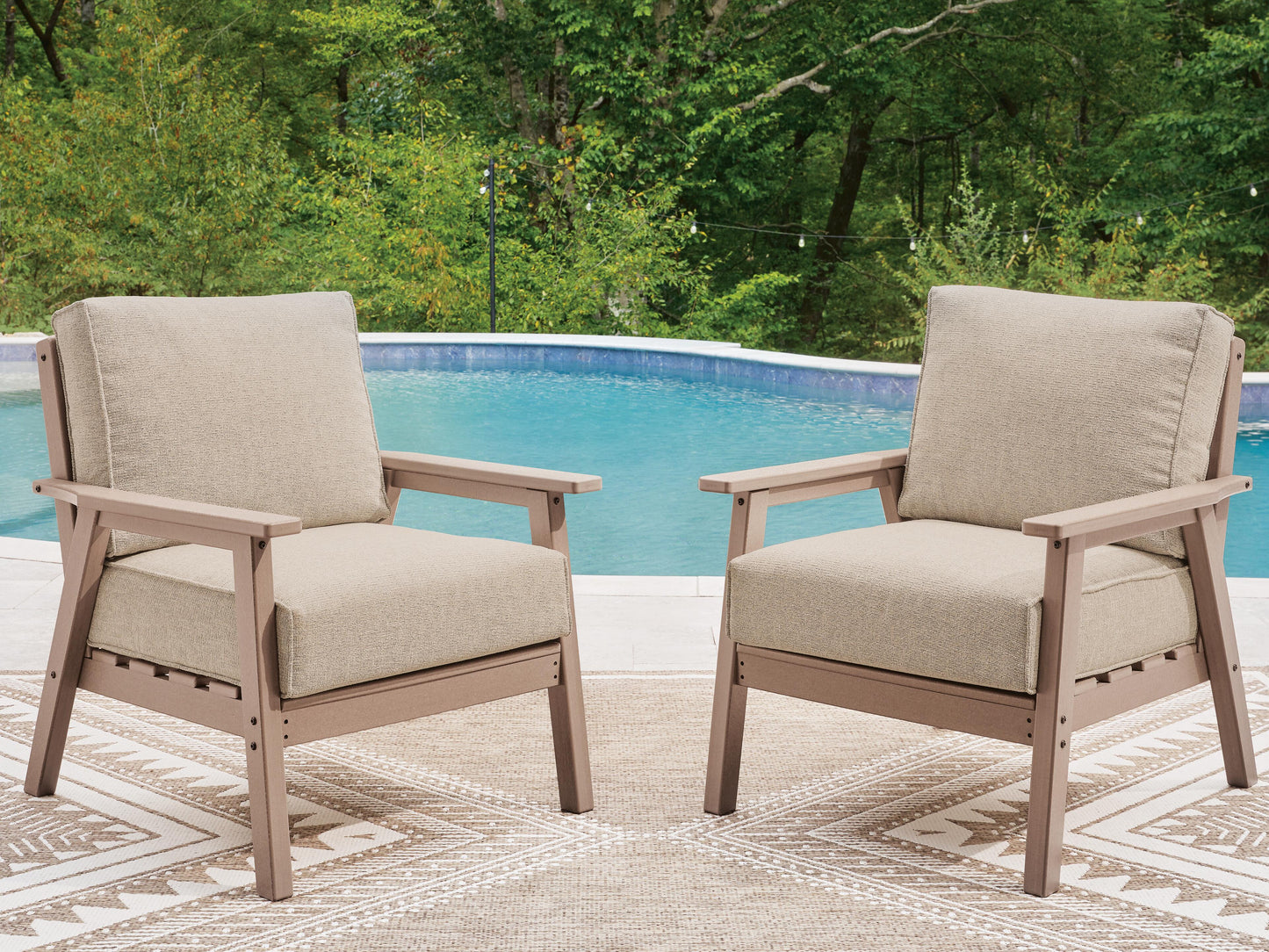 ASHLEY Cliffs Beach Outdoor Lounge Chair with Cushion (Set of 2)