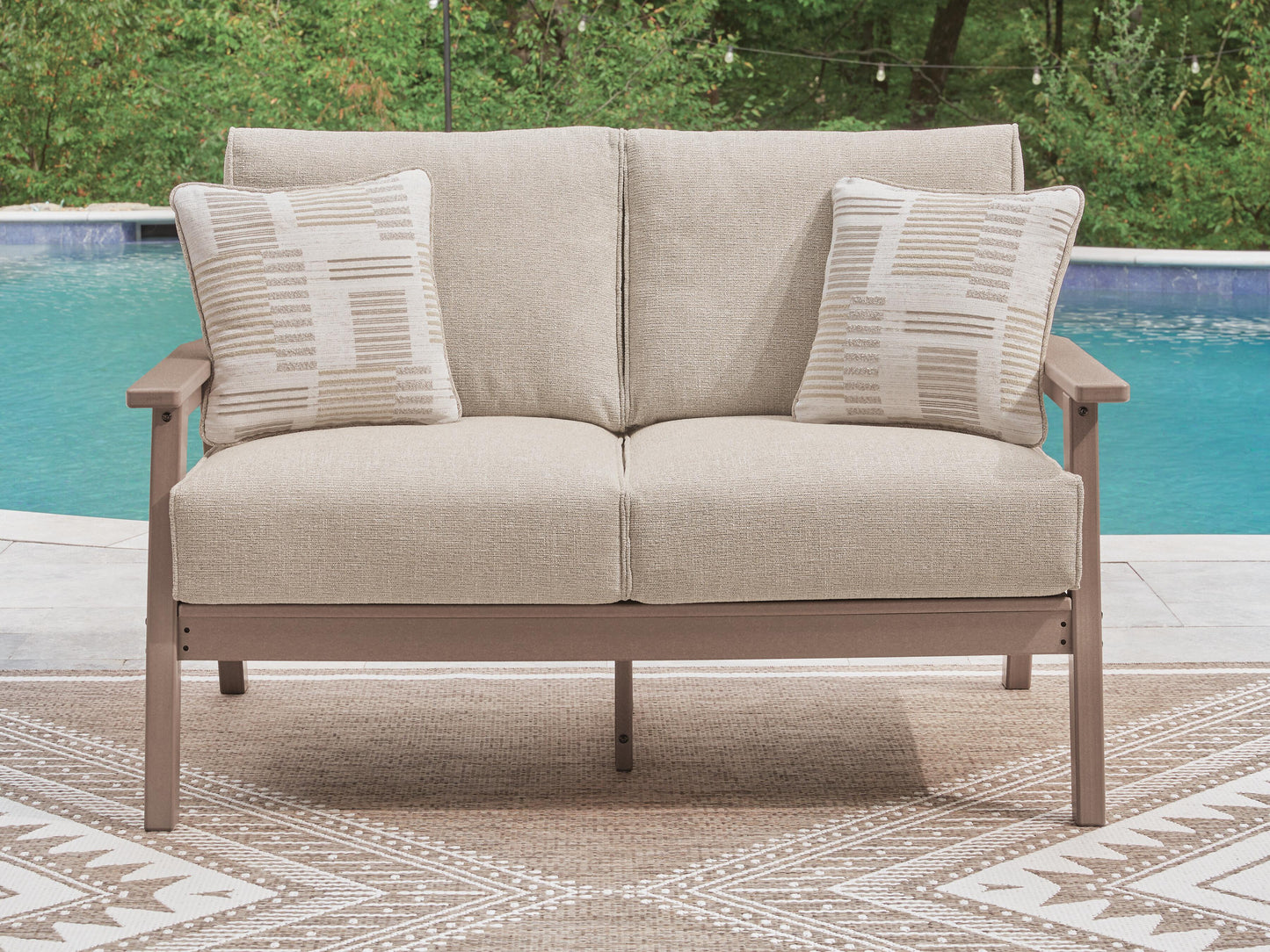 ASHLEY Cliffs Beach Outdoor Loveseat with Cushion