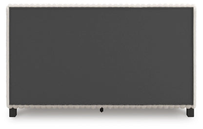 Zuraleus Bed