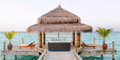 737LE Deluxe hot tub - lifestyle