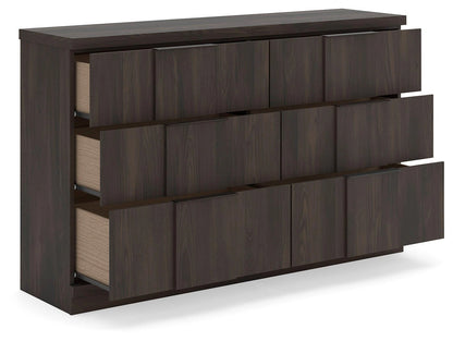 Shaehartin Dresser