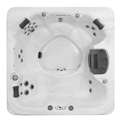 Balance 6 CS hot tub - main view