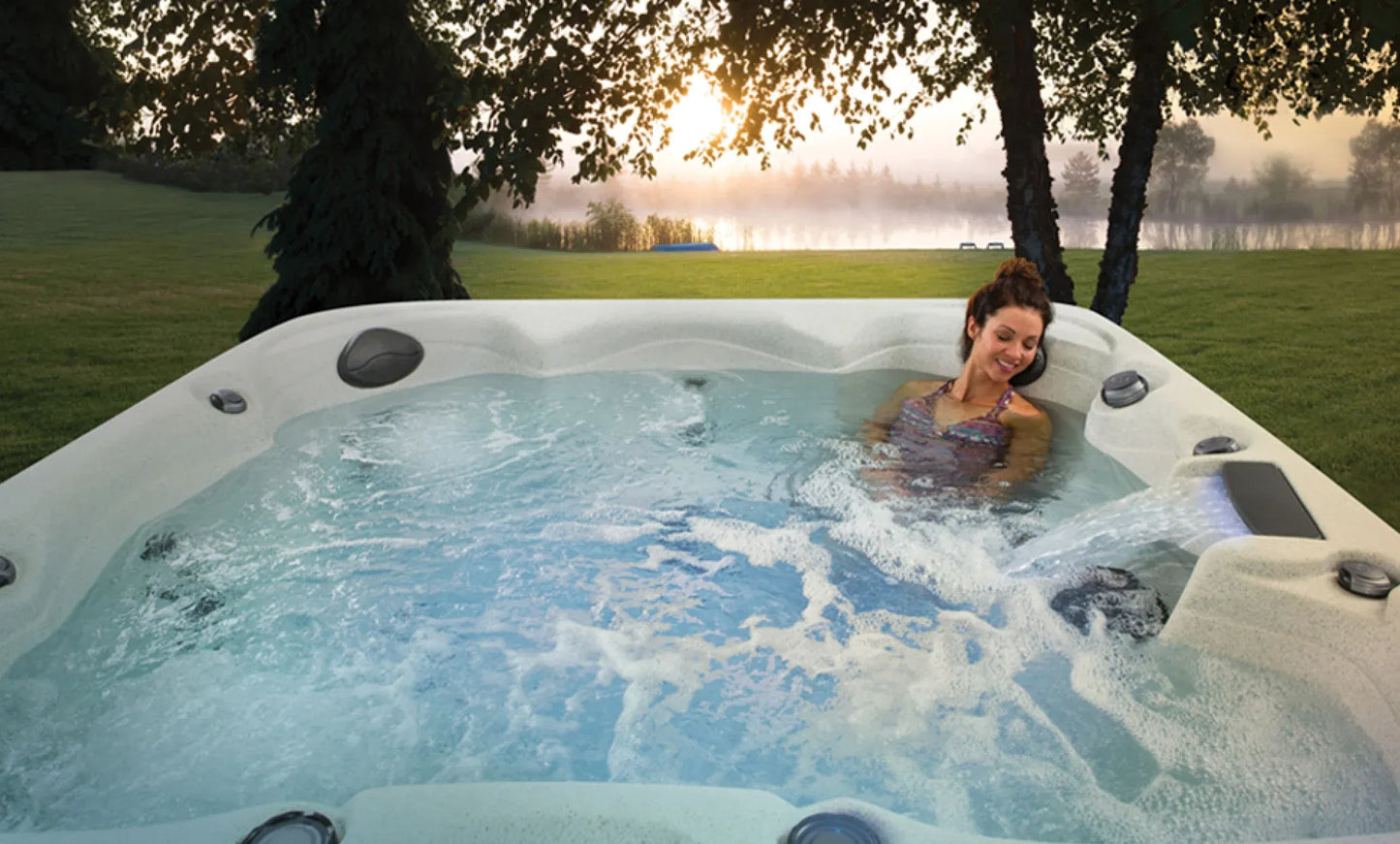 Bar Harbor LE hot tub - lifestyle