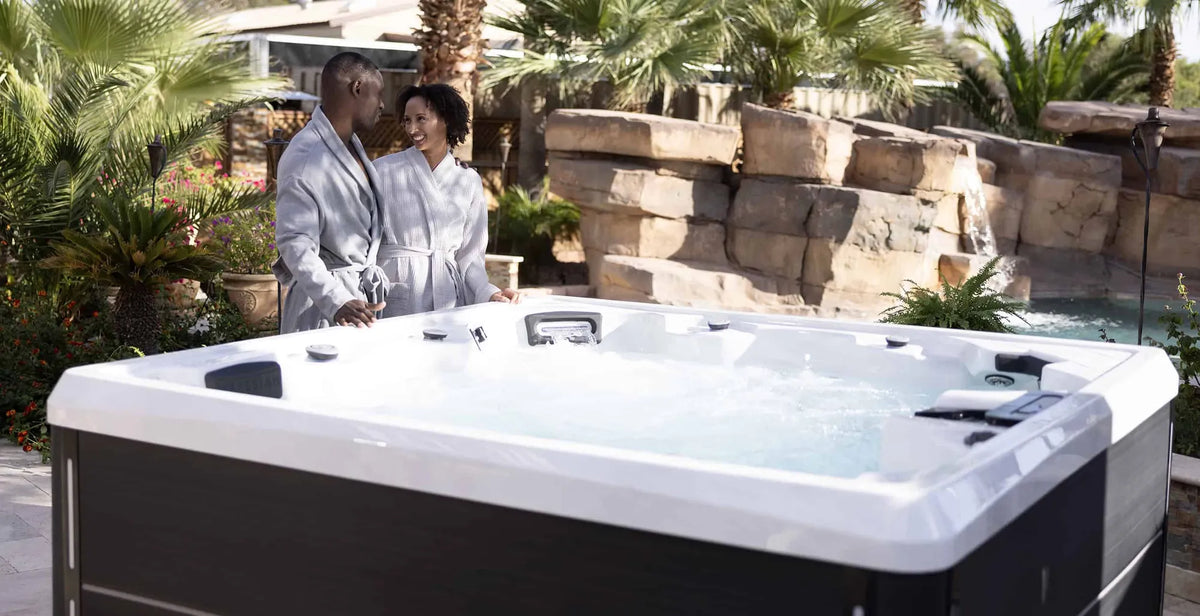 Bimini Luxury hot tub - lifestyle