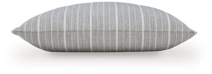 Vernthrone Pillow