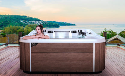 Dove Canyon hot tub - lifestyle