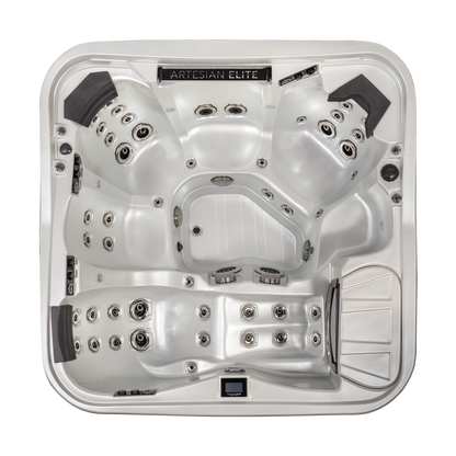 Eagle Crest hot tub - top view