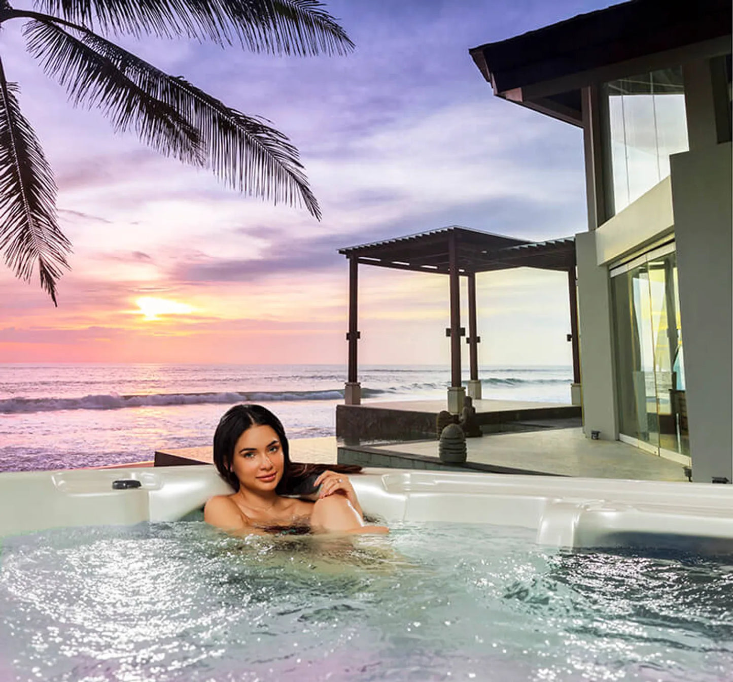 Fiji 851B hot tub - lifestyle