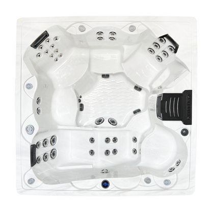 Grand Bahama Essential hot tub - top view