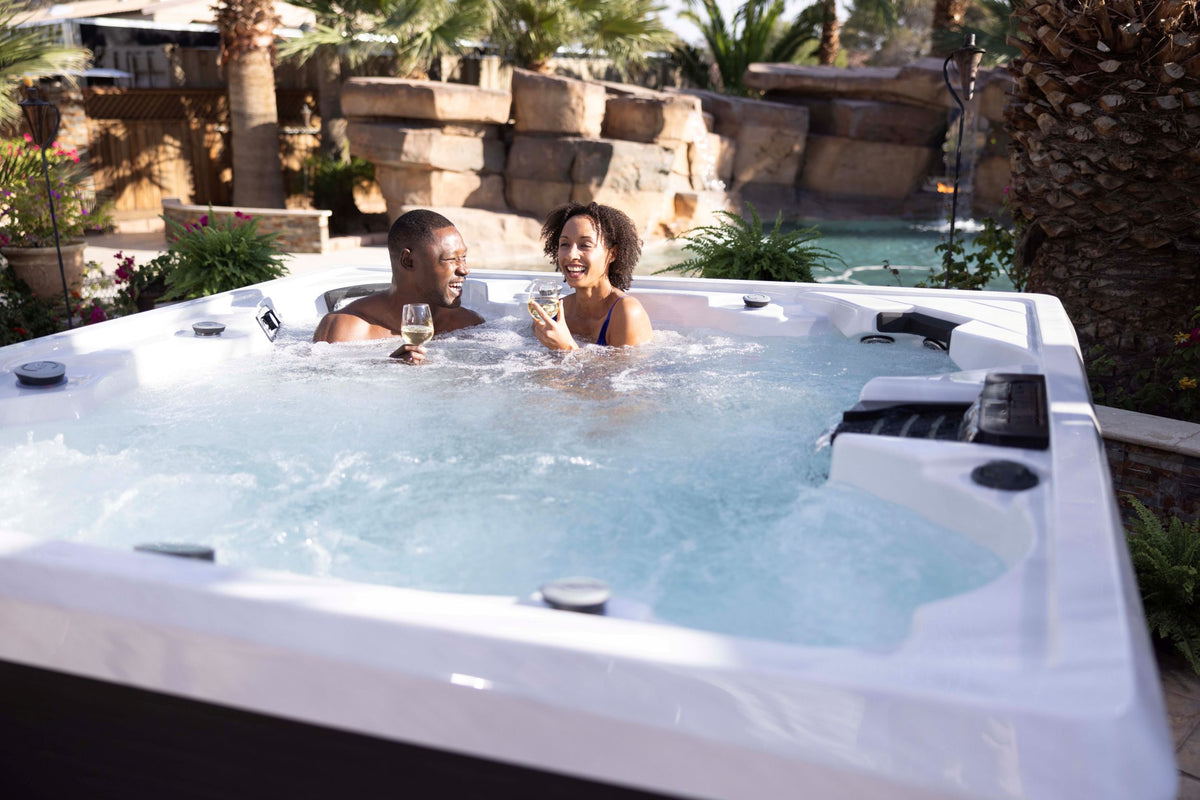 Grand Cayman Elite hot tub - lifestyle