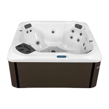 L6 hot tub - front view