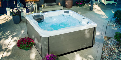 L7 hot tub - gallery 6