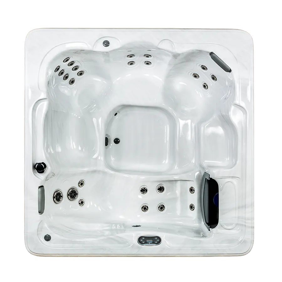 Makai 727L hot tub - top view