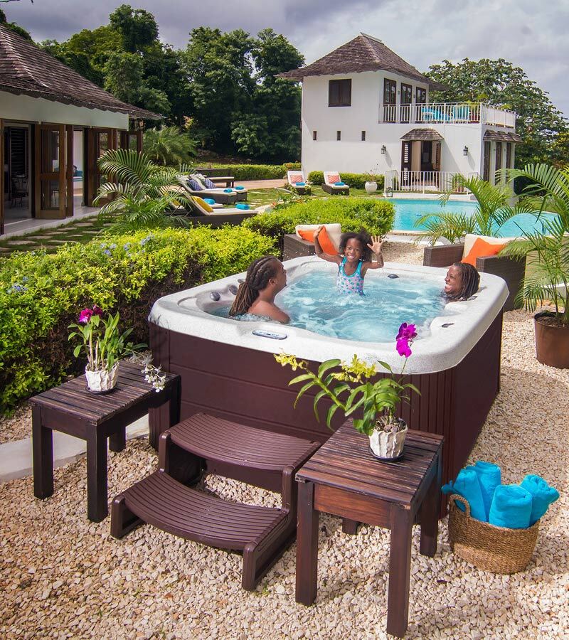 Ocho Rios CS hot tub - gallery 4