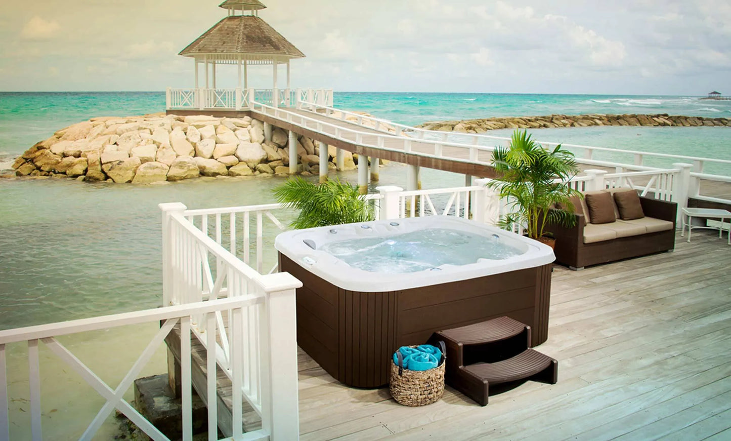 Ocho Rios CS hot tub - lifestyle