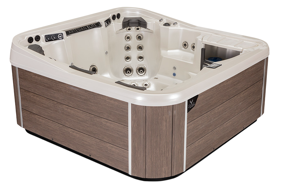 Piper Glen hot tub - front view