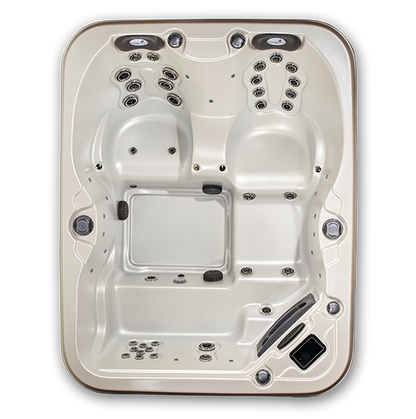 Quattro ES hot tub - top view