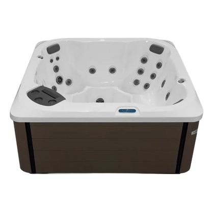 S7 hot tub - front view