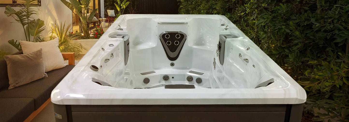 Trainer 15 swim spa - lifestyle