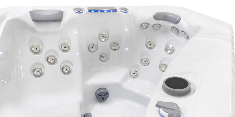 TS 240X hot tub - gallery 2