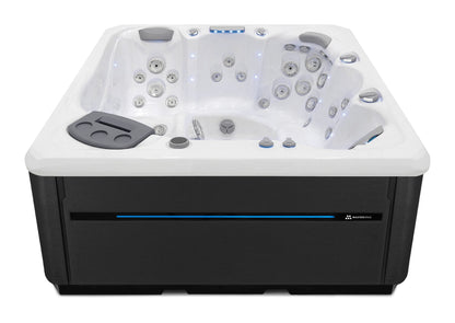 TS 7.2 hot tub - White shell with Midnight cabinet