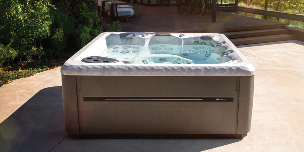 TS 8.2 hot tub - gallery 3