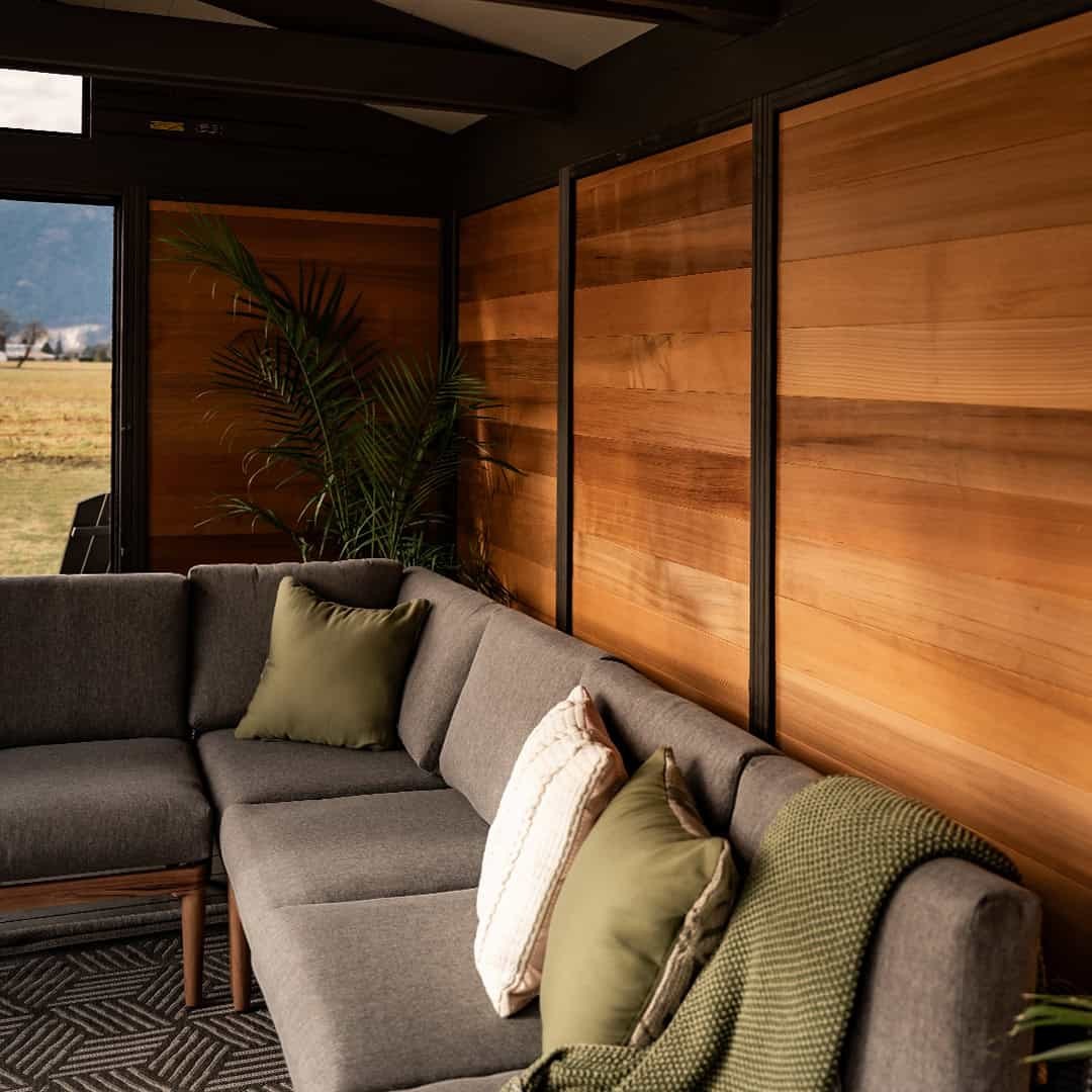 Visscher The Colorado Mark II 11x14 - with cedar interior panels